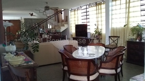 Imagen 5 de 30 de Casa En Venta Urb. El Marques Rent A House Los Samanes 22-10833