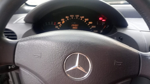 Mercedes-Benz Clase A 1.6 A160 Elegance Luxury Manual