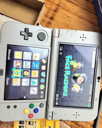 New Nintendo 3ds Xl Edição Limitada Super Famicon | MercadoLivre