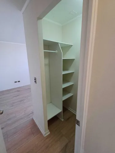 Vende O Arrienda Año Corrido 2d (96806)