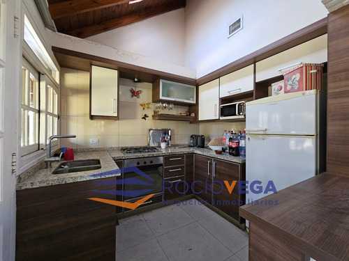 Casa En Venta Y/o Alquiler En Country Banco Provincia, Francisco Alvarez Moreno
