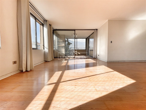 Departamento En Arriendo De 3 Dorm 3 B 2 E 1 Bod. Las Condes