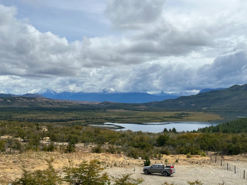 Se Vende Parcela En Cochrane Con Vista Al Lago Esmeralda