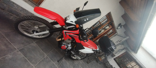 Honda Tornado 250cc