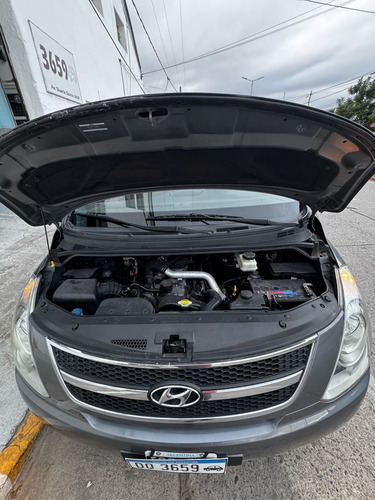 Hyundai H1 2.5 Premium 1 170cv At