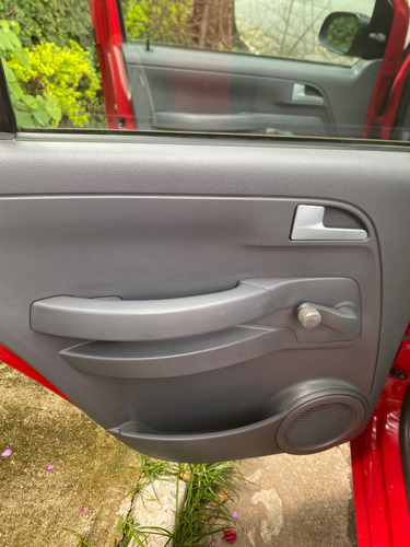 Volkswagen Fox 1.0 Vht Route Total Flex 5p