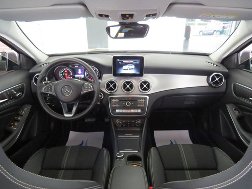 Mercedes-benz Gla 200 1.6 Cgi Flex Advance 7g-dct
