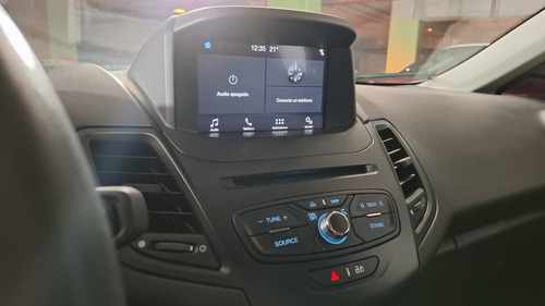 Ford Fiesta Kinetic Design 1.6 Se Powershift