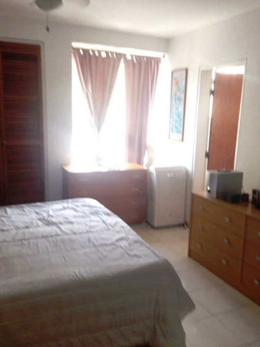 Venta De Apartamento En La Urbina, Parte Alta