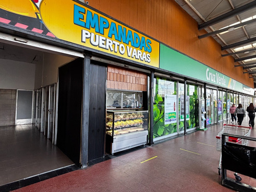 Arriendo Ubicación Inmejorable Frente Strip Center Unimarc