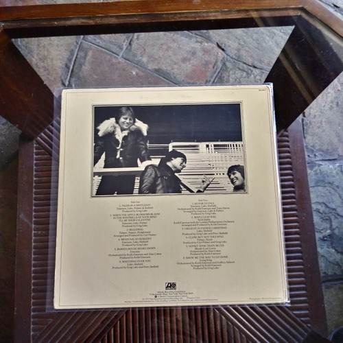 Imagen 2 de 5 de Emerson Lake And Palmer (yes King Crimson Genesis) Works V.2