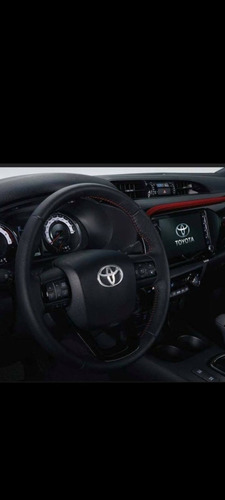 Toyota Hilux Gazoo Racing V6 4x4