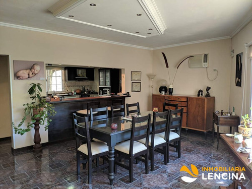 Imagen 4 de 27 de Casa En Venta - 3 Dormitorios 1 Depto - Bº La Cuesta