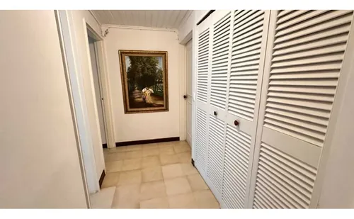Apartamento En Venta Ubicado En El Poblado, Medellín.sector La Concha.