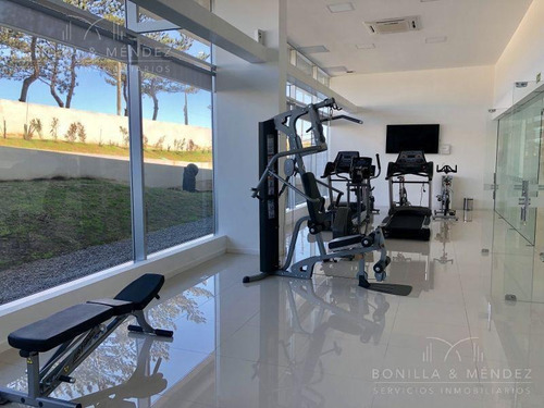 Horizonte, Playa Mansa, Primera Fila, 3 Suites, Dependencia