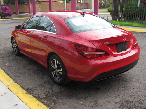 Imagen 9 de 15 de Mercedes-benz Clase Cla 1.6 200 Cgi Sport At