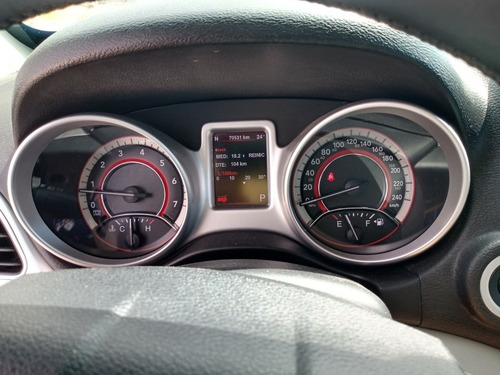 Fiat Freemont 2013 2.4 Precision 5p