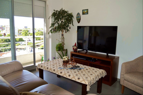 Imagen 20 de 24 de Apartamento Frente Al Mar Construcción Única Cw134191