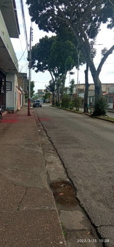 Imagen 2 de 15 de Se Vende Casa Comercial