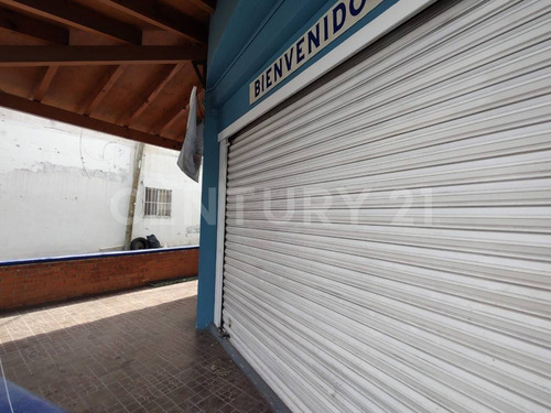 Local Comercial En Venta De 119 M2 Totales, Sobre Camino Real A Cholula, Puebla