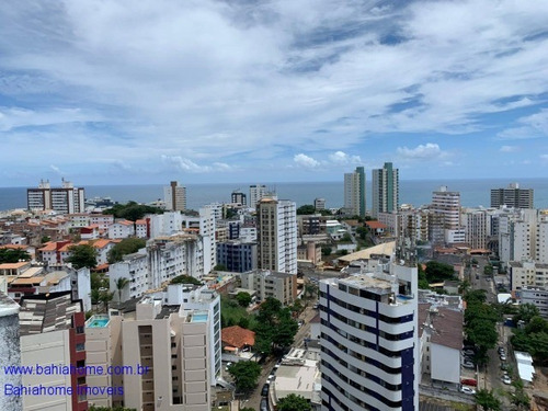 Imagem 7 de 21 de Com Ambientes Amplos, Piscina Com Vista Mar Essa Bela Cobertura Triplex A Venda No Costa Azul - Ap1043luz