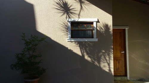 Bela Casa A Venda Em Jacareí, A Poucos Minutos Do Centro Da Cidade, Aceita Financiamento - Ca1314