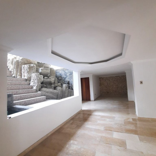 Imagen 2 de 30 de Casa En Venta Prados Del Este 6h/ 6b/ 6p