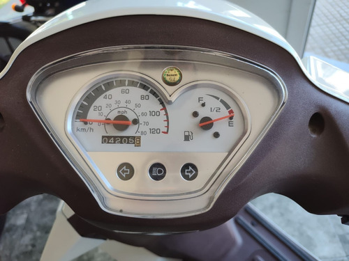 Imagen 14 de 19 de Benelli Seta 125cc Puertomotoslp