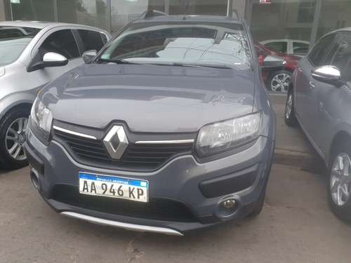 Imagen 4 de 11 de Renault Sandero Stepway 2017 1.6 Privilege 105cv Ilarioautos