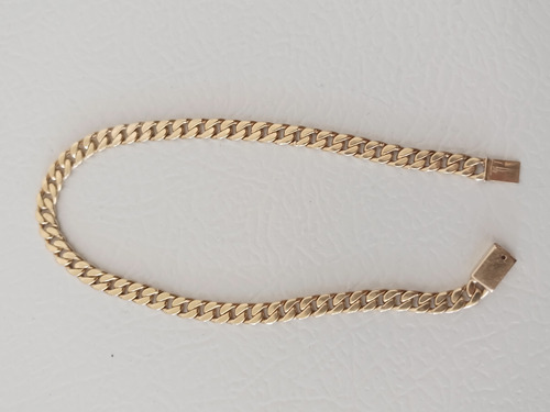 Pulsera En Oro 10k Tipo Barbada Pesa 14 G Mide 22 Cm Dorado (Usado)