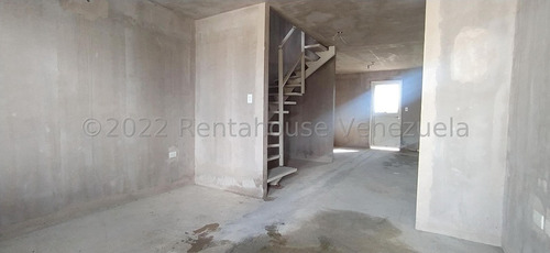 Imagen 14 de 30 de Casa En Venta En Terrazas De La Ensenada Barquisimeto Lara +++m.c * R-a-h N° +0-4-2-4- 5.5.6. 5.7. 5.9 *--**