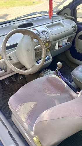 Vendo Renault Twingo 1.0 Modelo 2000 Super Económico.