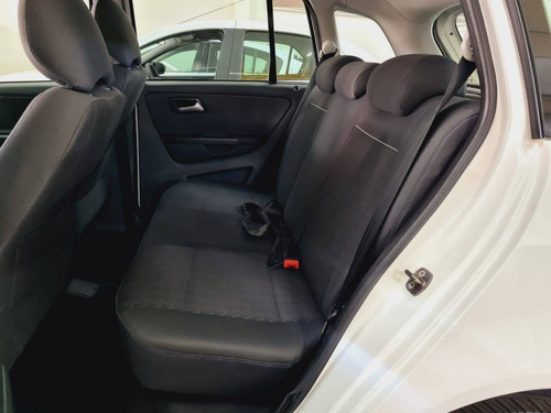 Imagem 7 de 9 de Volkswagen Spacefox 1.6 Msi Comfortline 8v Flex 4p Manual
