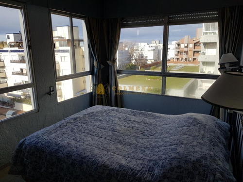 Encantador Departamento Frente A Plaza De Los Artesanos! Consulte!!-ref:3102
