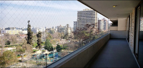 Departamento En Arriendo De 4 Dorm. En Providencia