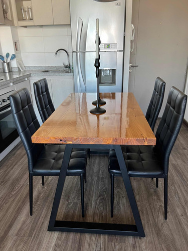 Mesa Comedor Estilo Industrial Con Cubierta De Madera Gruesa