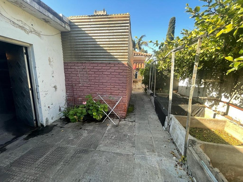 Ituzaingo Norte, Zona Recidensial, A Metros De Av Santa Rosa, Chalet Colonial