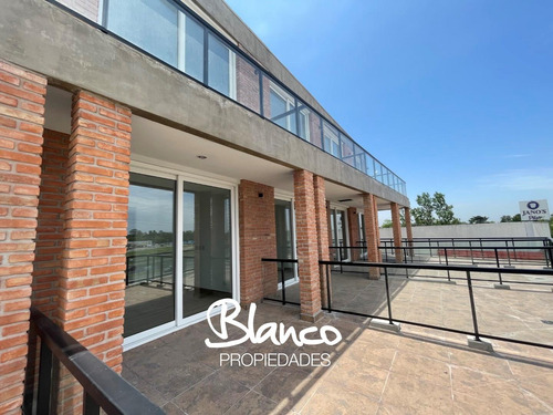 Local En Venta En Pilar, G.b.a. Zona Norte