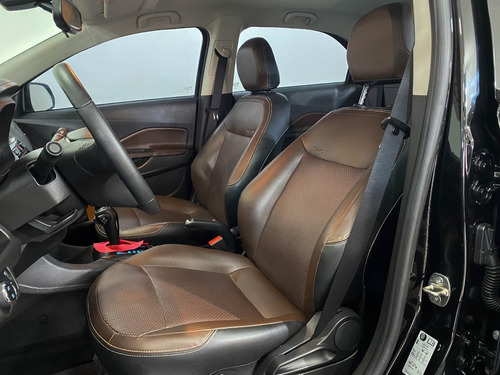 Imagem 8 de 25 de Chevrolet Cobalt