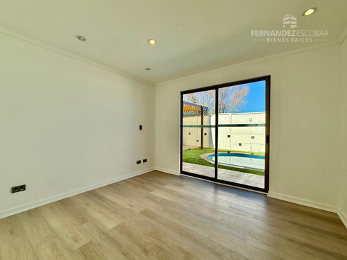 San Esteban - Vende Casa 3d 2b 1e - Cond. Los Solares