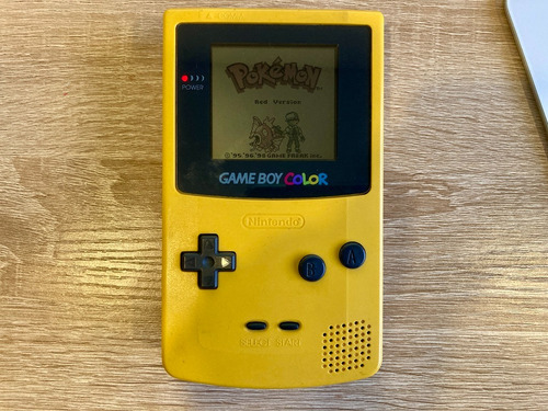 Nintendo Game Boy Color Cgb-001 Original Amarillo + Pokemon