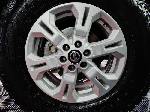 Nissan NP300 Frontier 2.5 LE AA AT