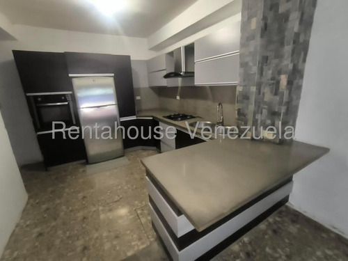 Casa Venta 240 Mts Dosplantas , Cocina Actualizada Los Caobos Valencia Carabobo Leida Falcon Lf25-16364