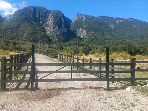 Exclusivo Proyecto Con Salida A Río Futaleufú Y Acceso Ruta