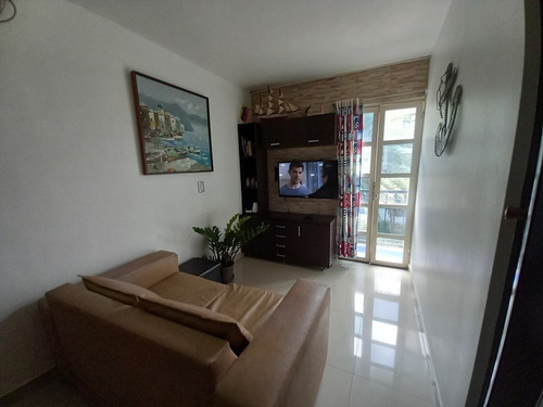 Imagen 5 de 12 de Hermoso Apartamento Con Vista A La Ciudad
