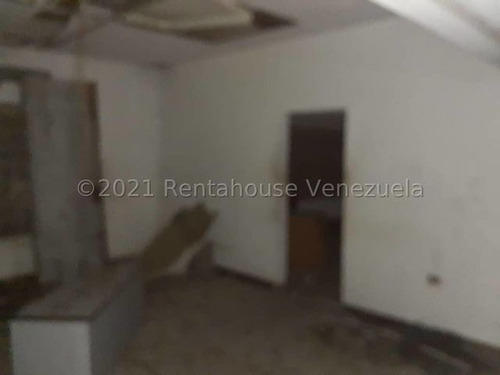 Imagen 16 de 30 de */* Jg/ Galpón En Alquiler Centro Barquisimeto Lara, Venezuela , Jose Lopez 0414-5533925 Codigo 22-14027 $ 1500 6 Baños 1451.05 M²