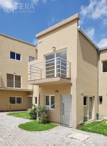 Imagen 16 de 17 de Venta De Departamento 3 Ambientes En Bernal (24224)