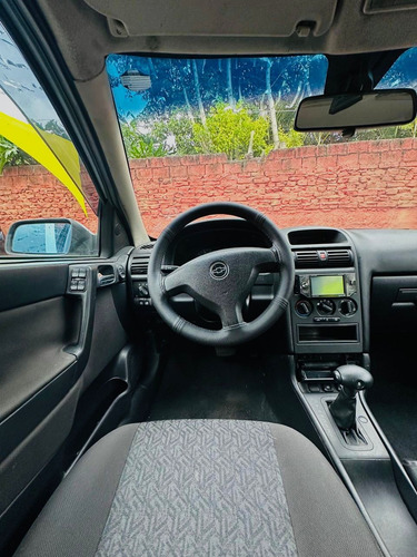 Chevrolet Astra 2.0 Advantage Flex Power Aut. 5p