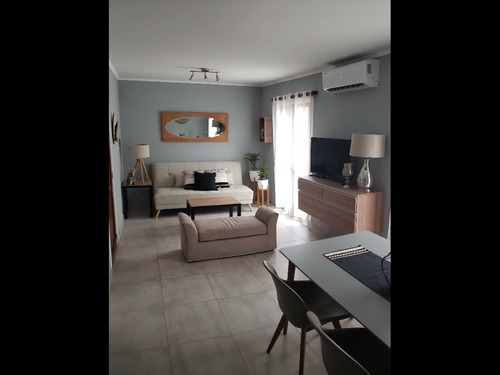 Imagen 5 de 14 de Duplex Frente Al Lago En Complejo Cerrado Hasta 5 Personas