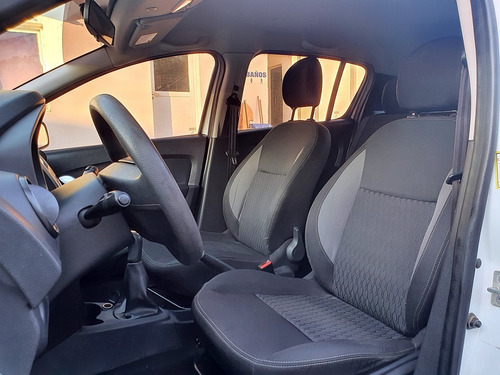 Imagen 11 de 16 de Renault Sandero Stepway Expression